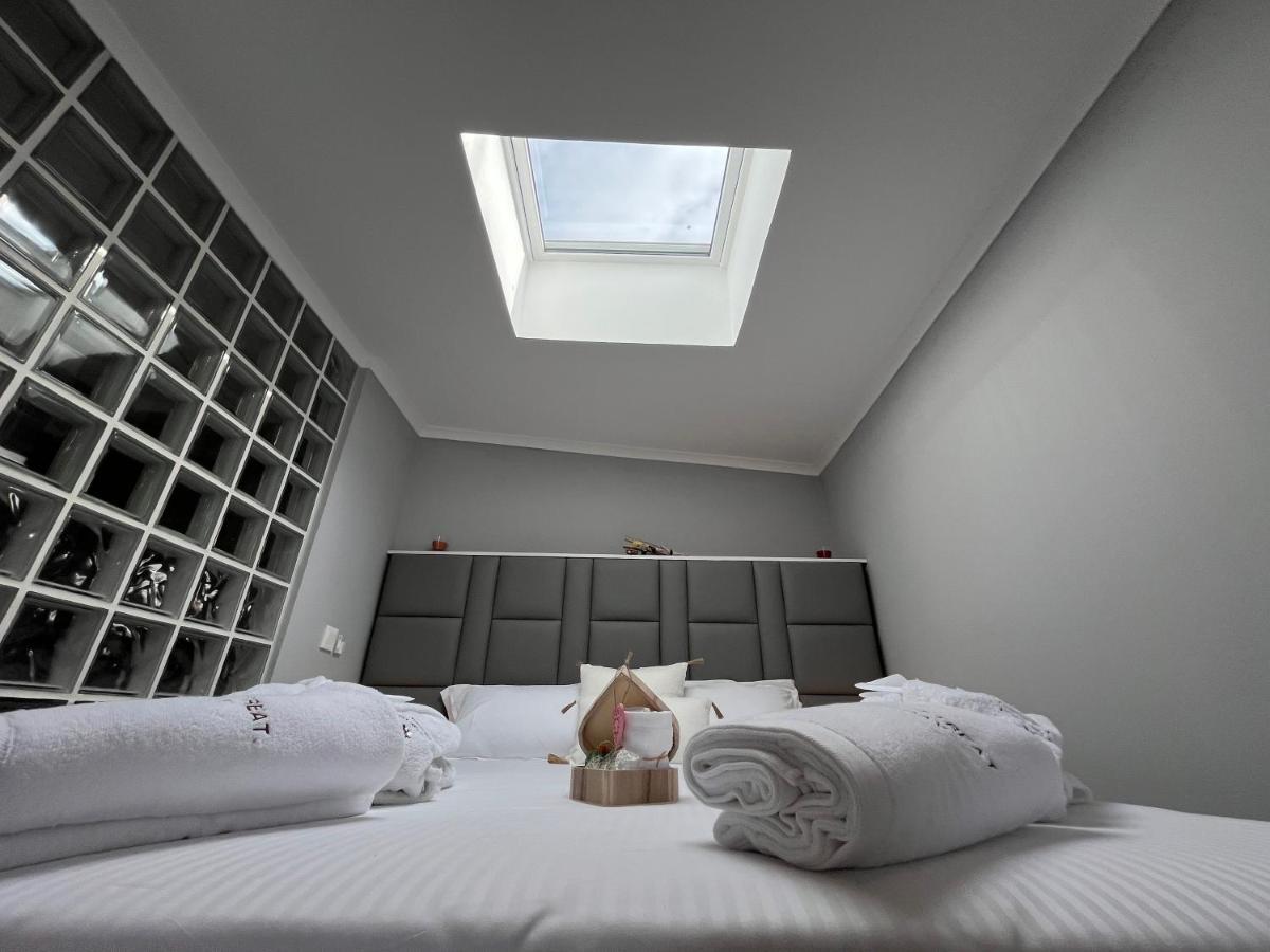 Fonte Retreat Premium Sandim